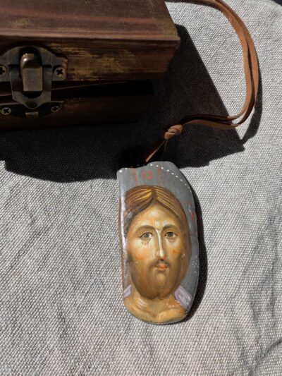 Medalion iisus hristos 01