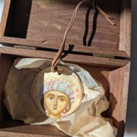 Medalion sfanta irina 02