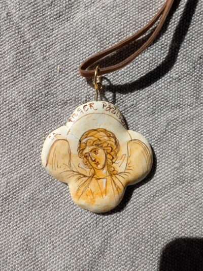 Cruciulita pictata sf.inger pazitor2. 02