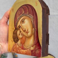 Maica domnului cu pruncul 12.15 07